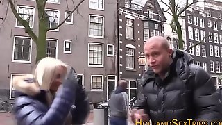 Dutch prozzie eats pussy