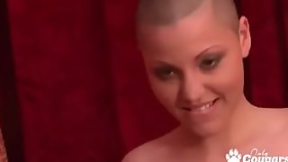 Sexy Babe With Shaved Head Fingers Her Pussy