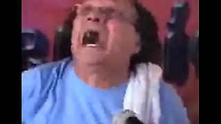 XandyGamer comendo a tia do gui ao vivo https://www.youtube.com/channel/UCS0B-Tj5dqa9qMnMYY9yBDQ