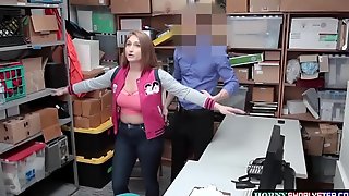 Mall officer bangs shoplifter Skylars pussy