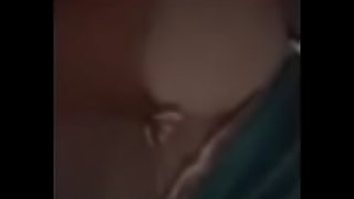 Mostrando os peitos na Live - Video completo em: http://dapalan.com/7NVN